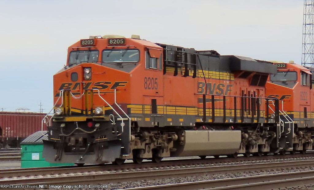 BNSF 8205